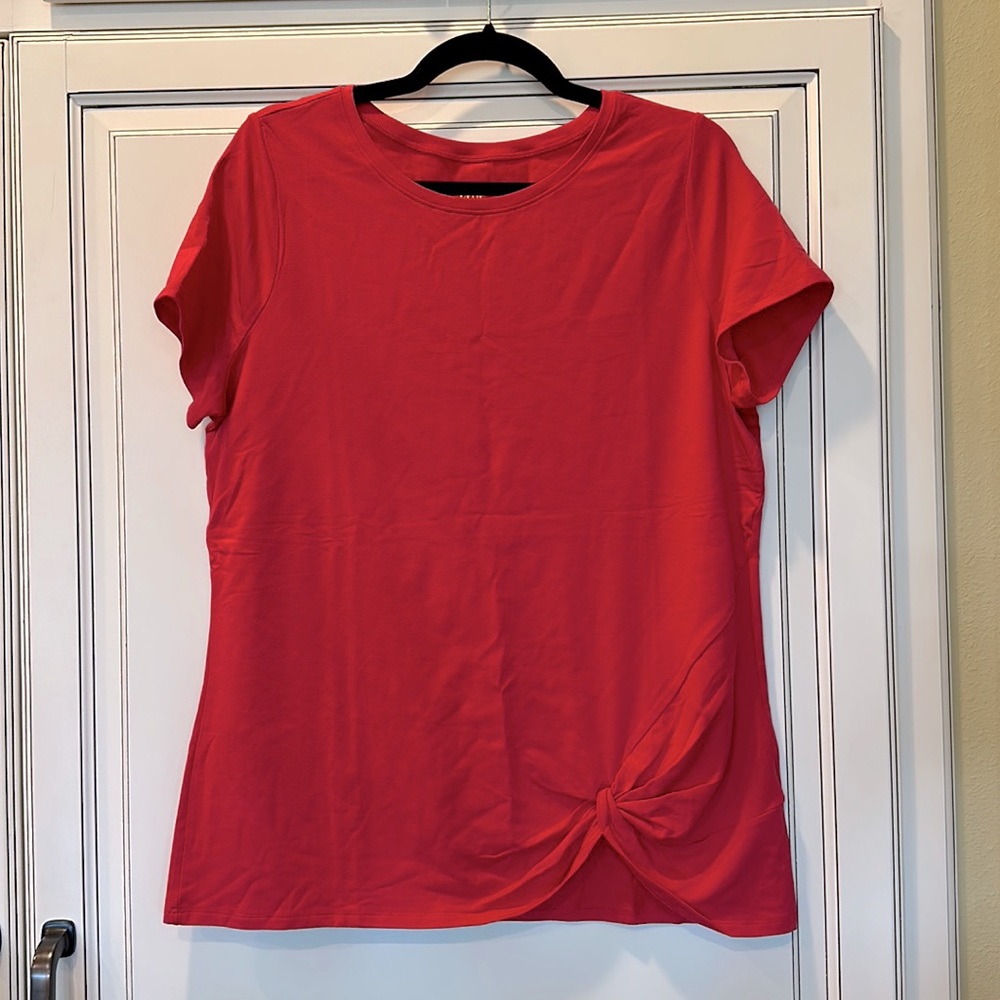 Belle by Kim, gravel twist tee